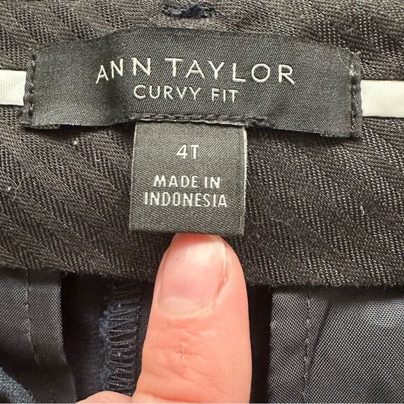 Ann Taylor Curvy Fit Classic Dark Navy Trousers Size 4 Tall Professional Career - Picture 8 of 15